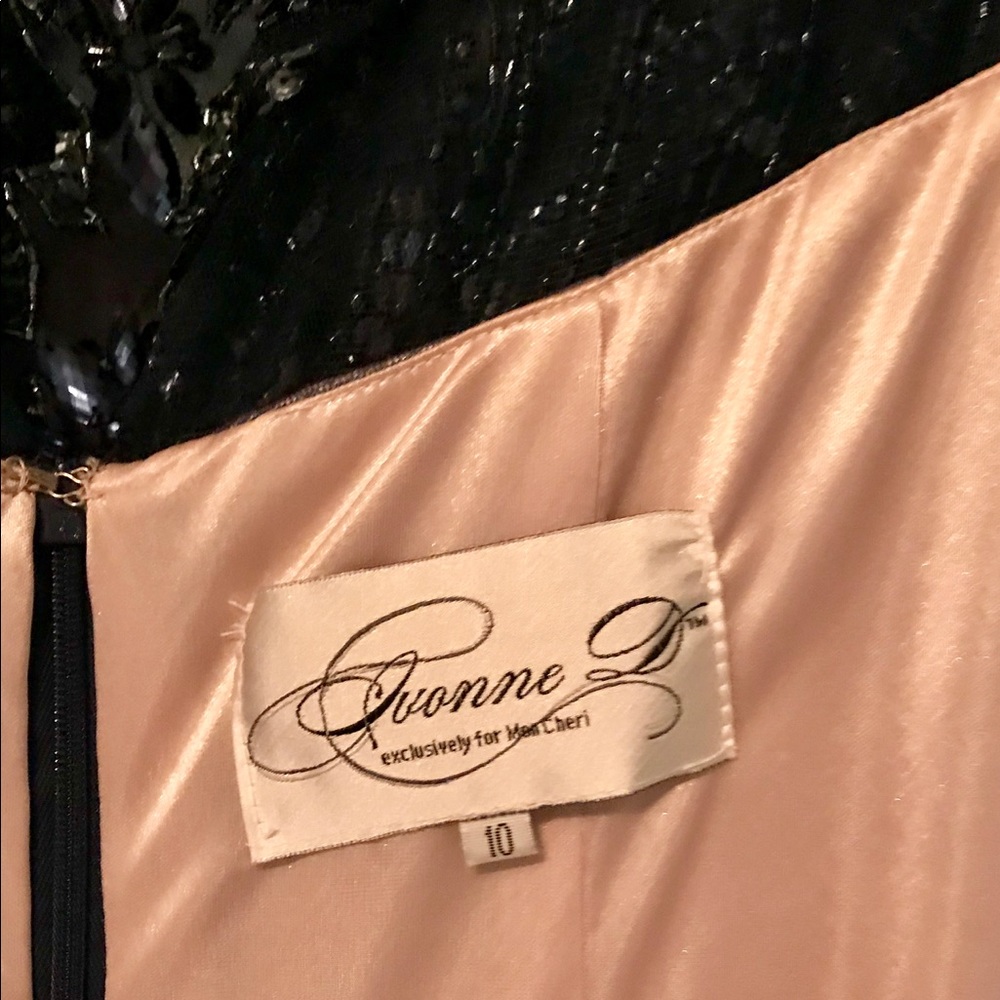 Ivonne D. Navy Blue Evening Gown - Picture 3 of 5